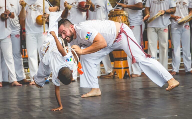 Festival Nacional Arte-Capoeira une tradição e solidariedade em Curitiba e Paranaguá