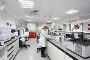 Olin inaugura dois novos laboratórios com foco no controle da qualidade da resina epóxi  