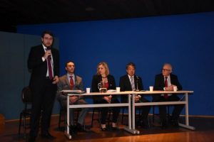Sustentabilidade e energias renováveis marcam palestras no congresso de Direito na PUCPR