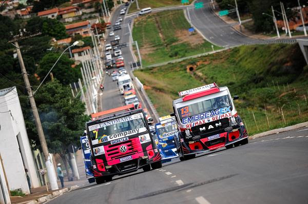 Centro de Curitiba conhecerá de perto os Brutos da Copa Truck