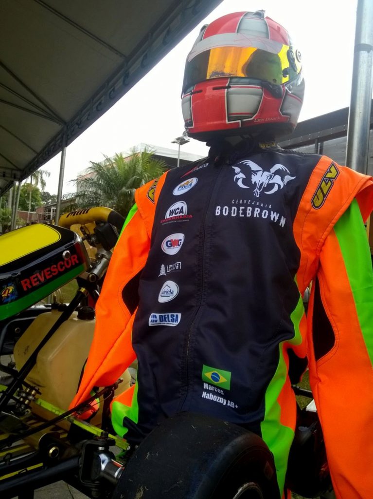 Bodebrown renova patrocínio com a equipe de kart
