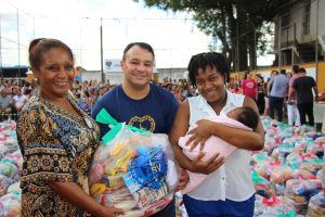Um Natal melhor para 400 famílias de Curitiba e São José dos Pinhais