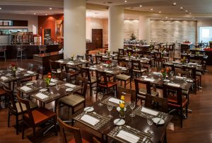 Restaurante do Bourbon Joinville Business Hotel está de cara nova