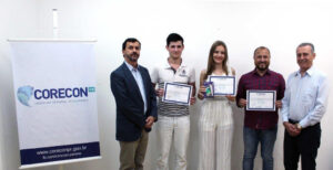 Alunos do interior são premiados no Concurso de Redação do CORECONPR
