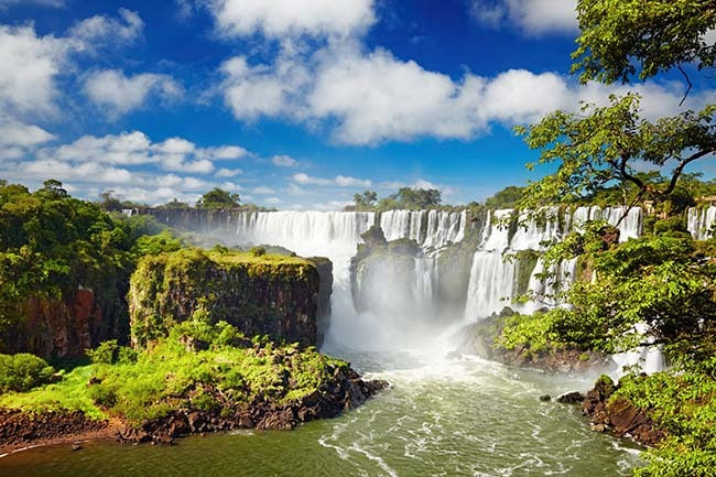 Dois países e um mesmo atrativo, as Cataratas do Iguaçu conquistam cada vez mais admiradores