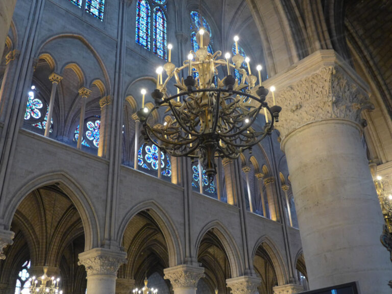 Curso desvenda mistérios das catedrais góticas