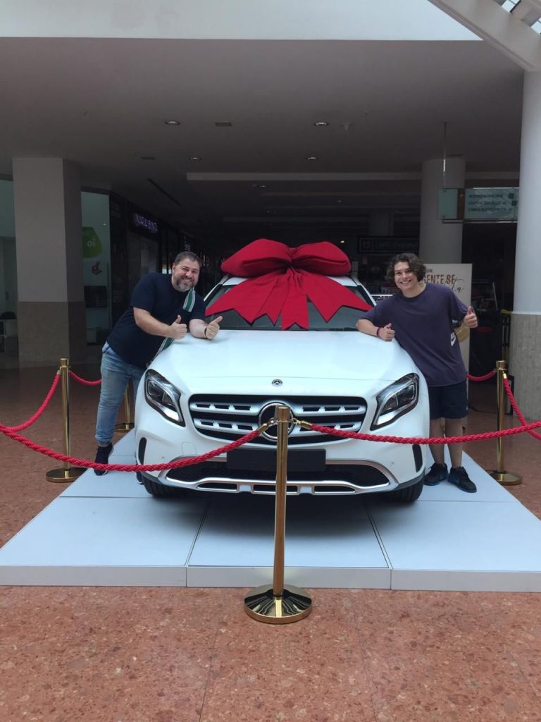 Morador do Portão ganha Mercedes-Benz Gla 200 do Shopping Palladium