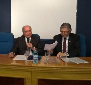 Nova diretoria do Conselho Regional de Administração do Paraná toma posse