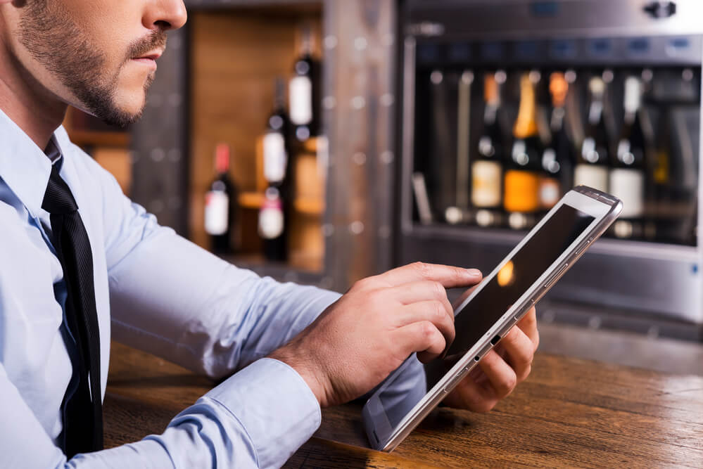 Comanda eletrônica é recurso essencial nos sistemas de bares e restaurantes