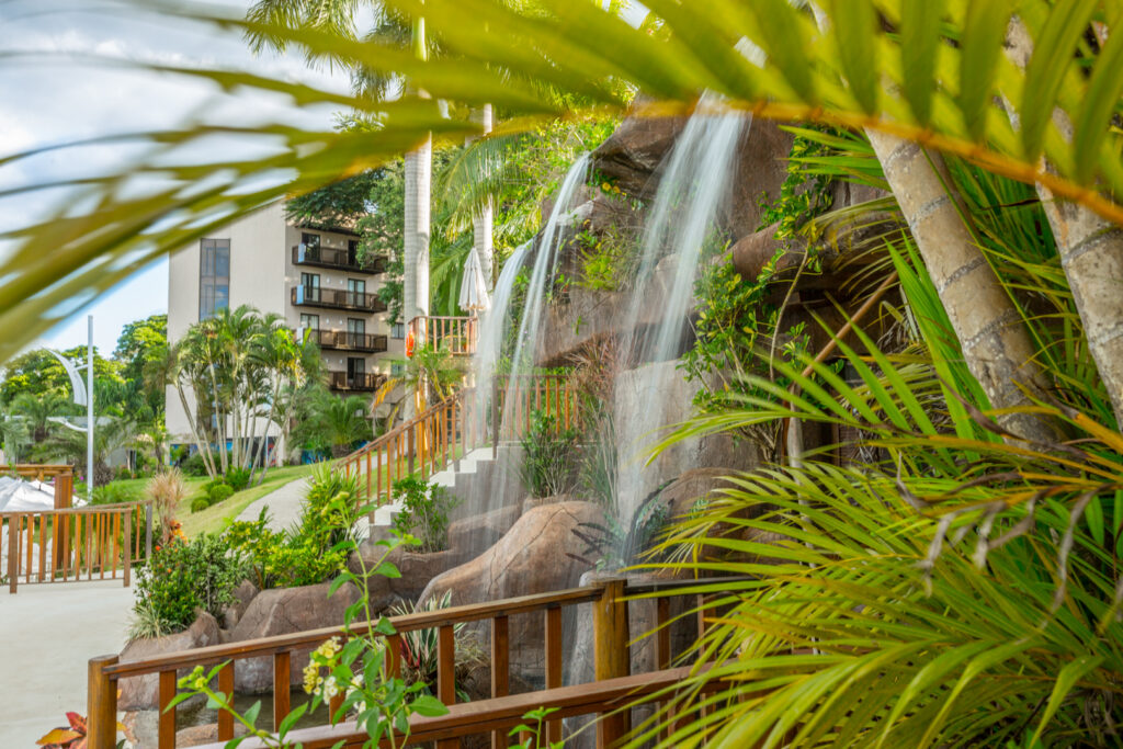 Mabu Thermas Grand Resort renova seu compromisso com a sustentabilidade