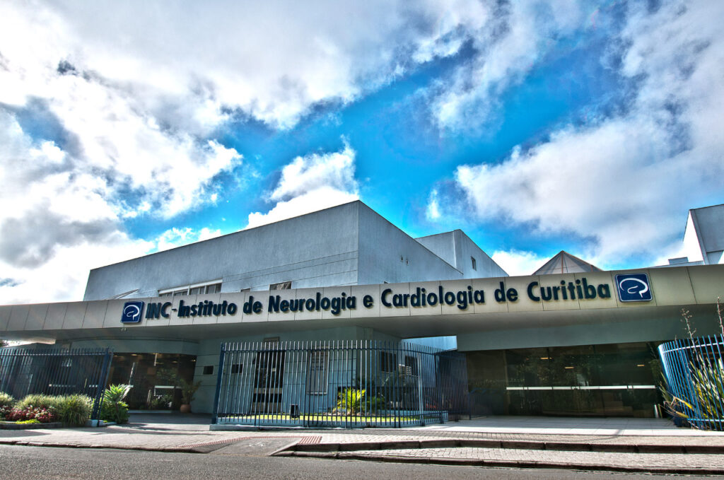 Hospital em Curitiba é o que mais realiza cirurgias de tumor cerebral na América Latina
