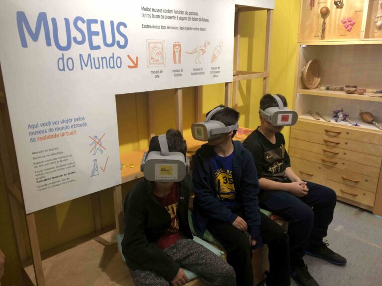 Realidade virtual e moda nos conteúdos do Ônibus Museu na Quarentena