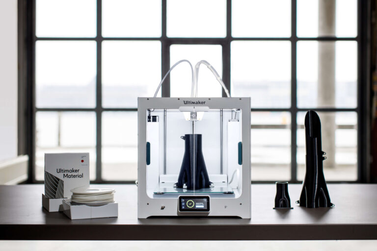 Empresários mostram otimismo e quase 50% pretendem investir em impressoras 3D