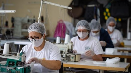 Instituto Renault gera renda para projetos sociais por meio da produção de máscaras durante pandemia