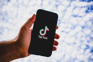 TikTok é a segunda marca que mais cresce no mundo