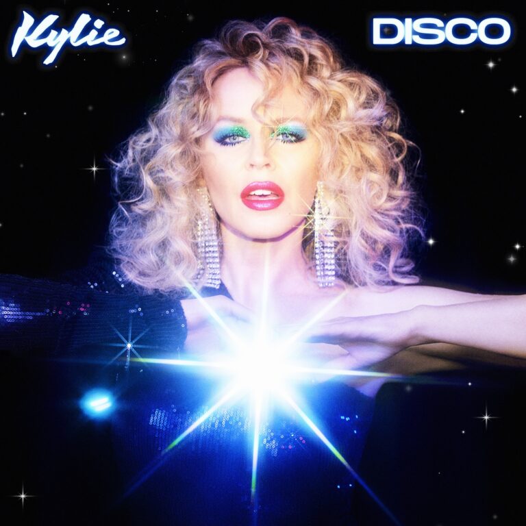 Kylie Minogue relança “DISCO” em formato Dolby ATMOS