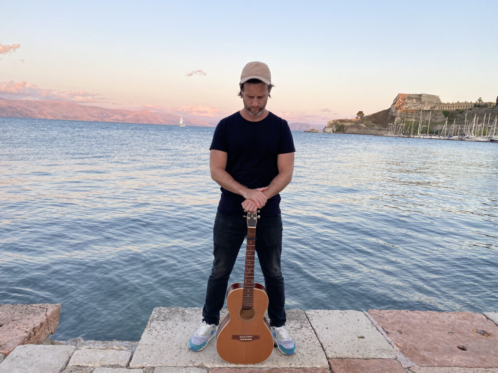 Andy Keels revela “Caroline”, último single de seu primeiro álbum solo