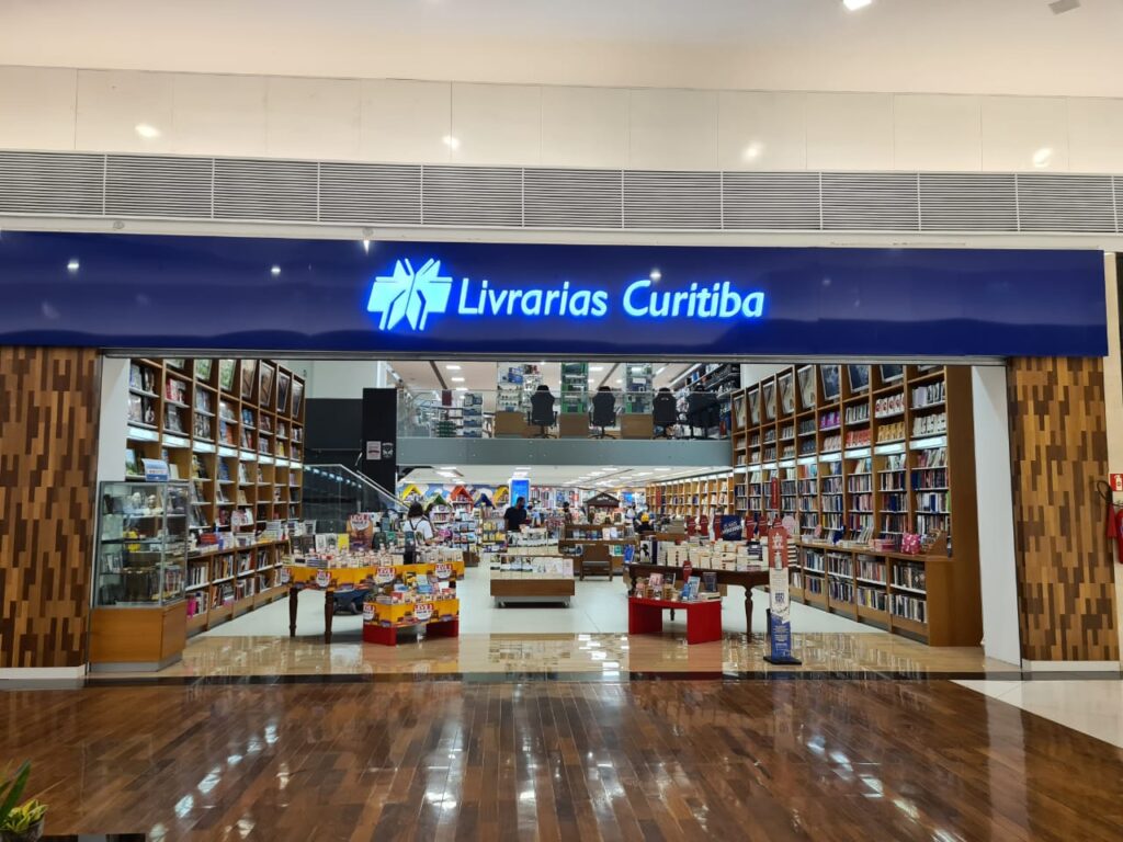 Livrarias Curitiba do Shopping Catuaí está de cara nova