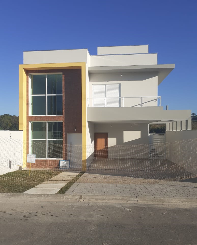 Empresa brasileira lança sistema de construção com paredes inteiras de isopor (EPS)
