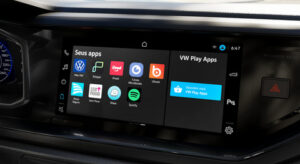 Polo e Virtus 2022 ganham VW Play e novos apps