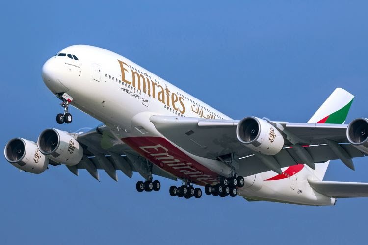 A icônica aeronave A380 da Emirates volta aos céus do Brasil no fim de outubro