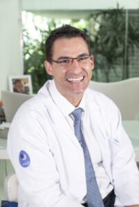  Dr. Alfonso Massaguer