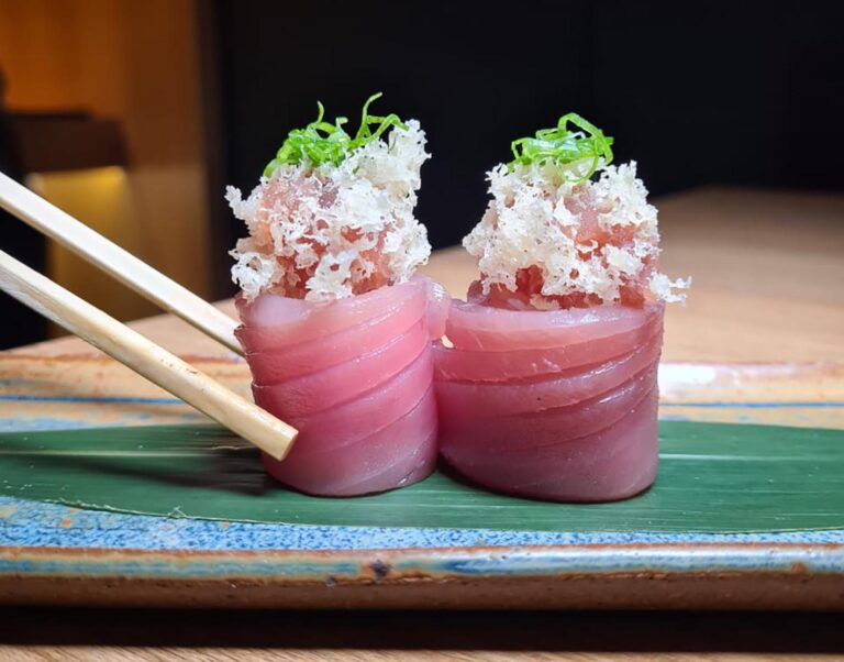 Clima intimista e mais conforto: Aizu Japanese Cuisine em novo endereço