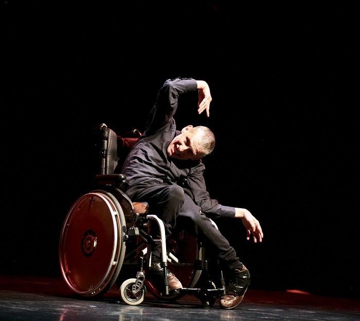  Mostra de dança reúne pessoas com e sem deficiência  e ressignifica o movimento