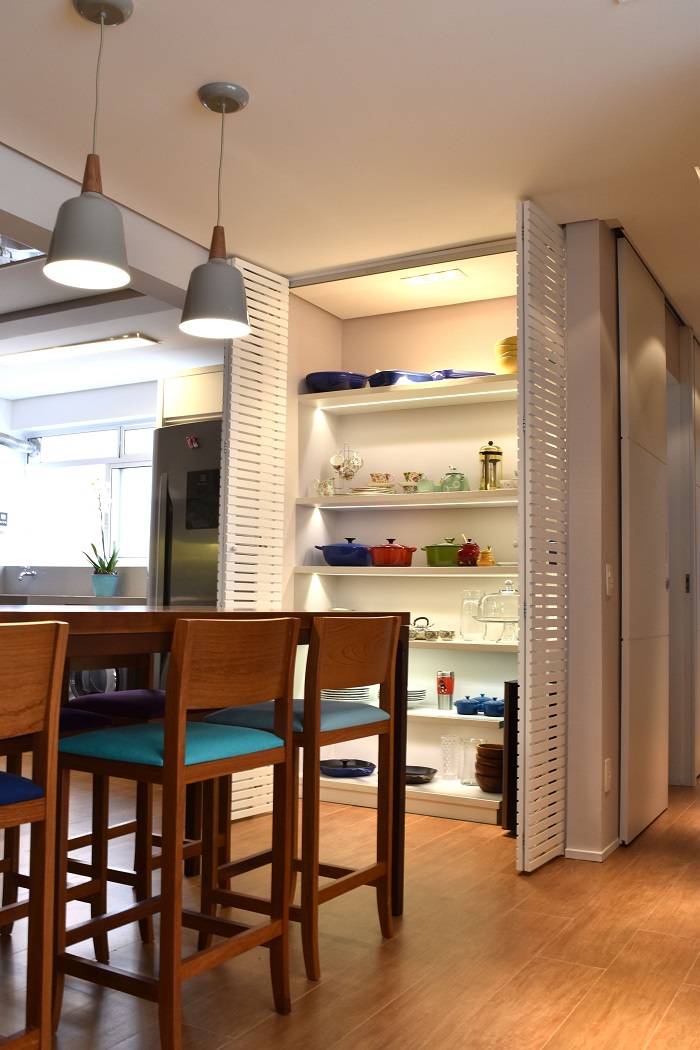 Práticos, funcionais e decorativos: veja como os armários fazem a diferença o dia a dia da cozinha