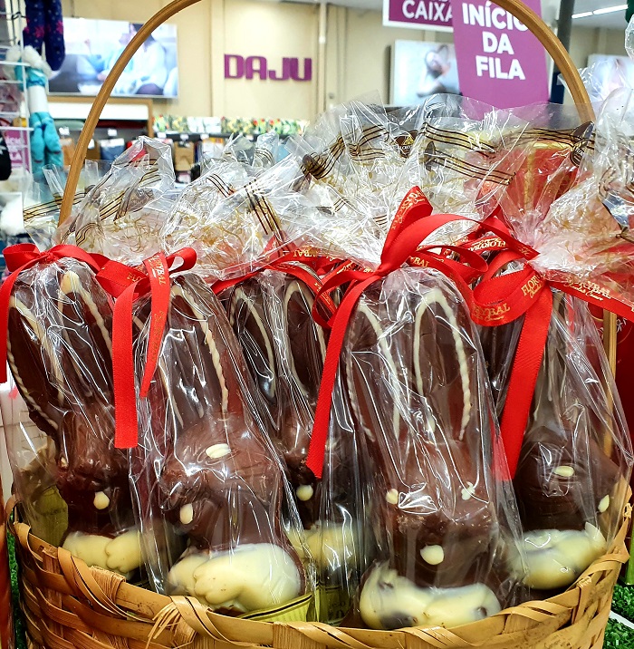 Você já pensou em comprar chocolates de Páscoa com imposto zero? 