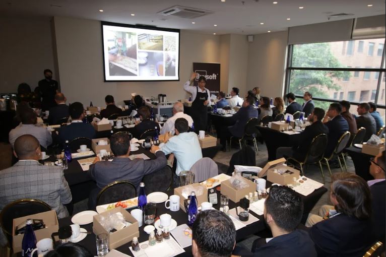 Evento da Buysoft na Colômbia reúne as maiores construtoras para uma experiência de tecnologia e café