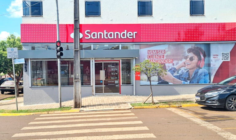 Em movimento de expansão, Santander inaugura agência em Ubiratã no Paraná