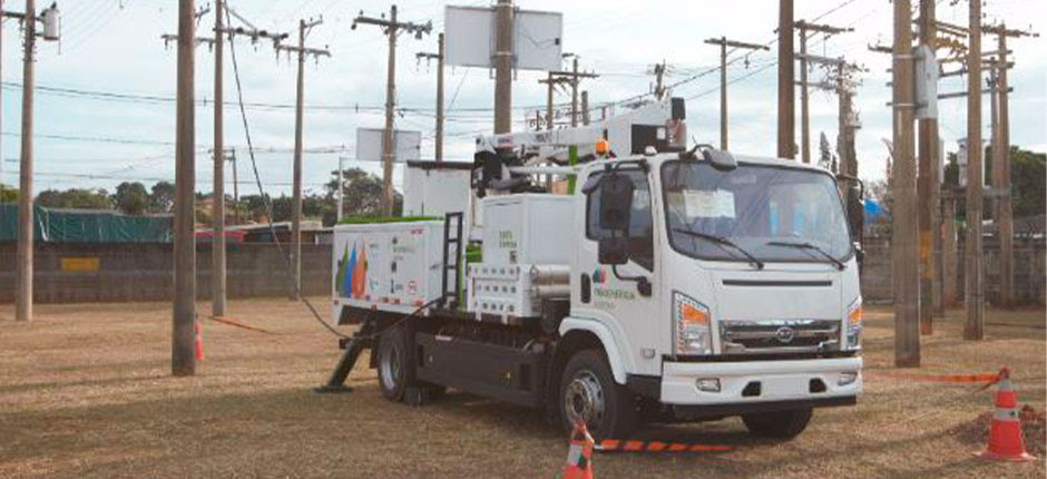 Lactec e Neoenergia desenvolvem caminhão elétrico para serviços de redes