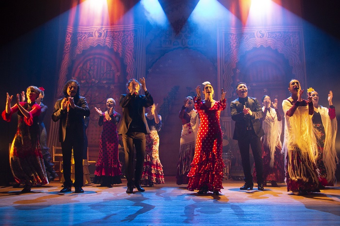 Com participação de artistas de outros estados e países, grupo curitibano de flamenco retorna aos palcos para conclusão de quadrilogia de espetáculos