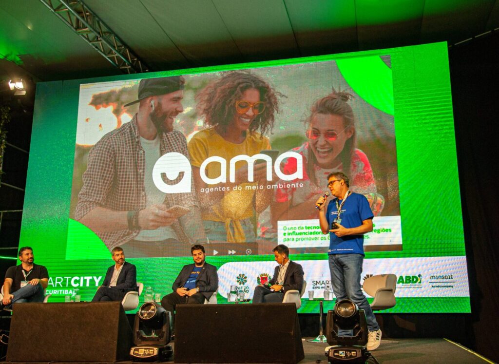 Empresa paranaense apresenta soluções sustentáveis na Smart City em Barcelona