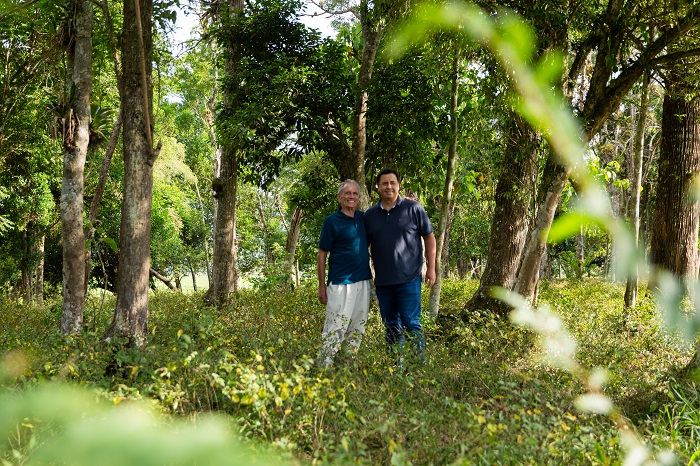 Um mega formato de moradia ecológica está surgindo em Santa Catarina e chama atenção dos paranaenses