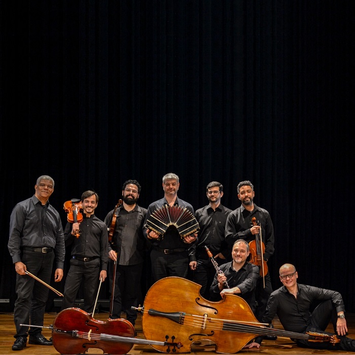 Capela Santa Maria tem noite tangueira com a Orquestra Paranaense de Tango

