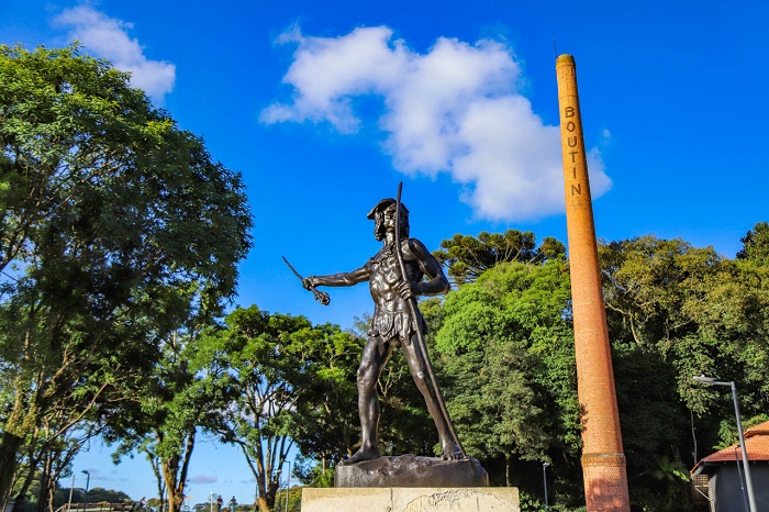 João Turin deixou um legado de obras que valorizam a temática indígena