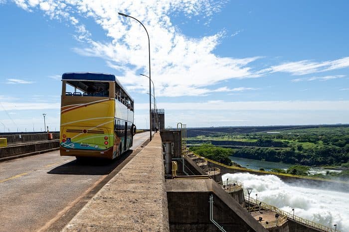 Itaipu recebeu mais de 8 mil visitantes no feriado do Dia do Trabalhador