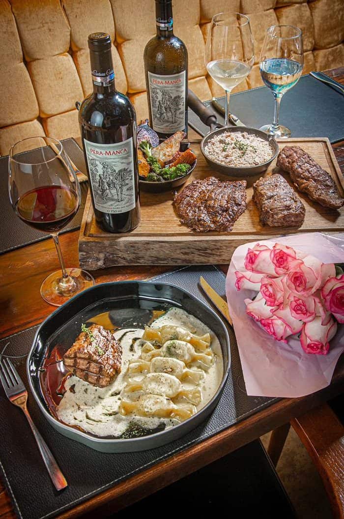 Dia das Mães da OX Room Steakhouse terá menu especial e sobremesa apaixonante no almoço e jantar