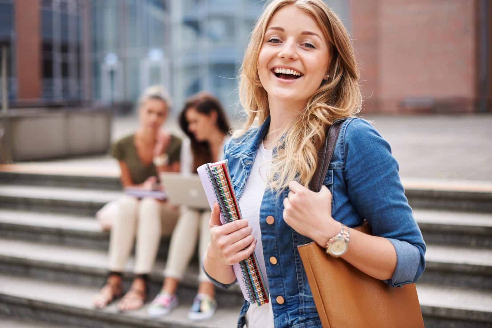 Processo seletivo será realizado nos dias 22/07 e 23/07, de forma online, e os candidatos com melhor classificação receberão bolsas de estudo