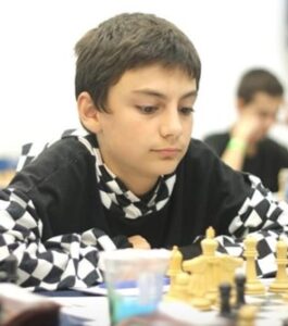 Estudante do Paraná representará o estado na final do campeonato nacional de xadrez que usa conceitos de Blockchain e Metaverso