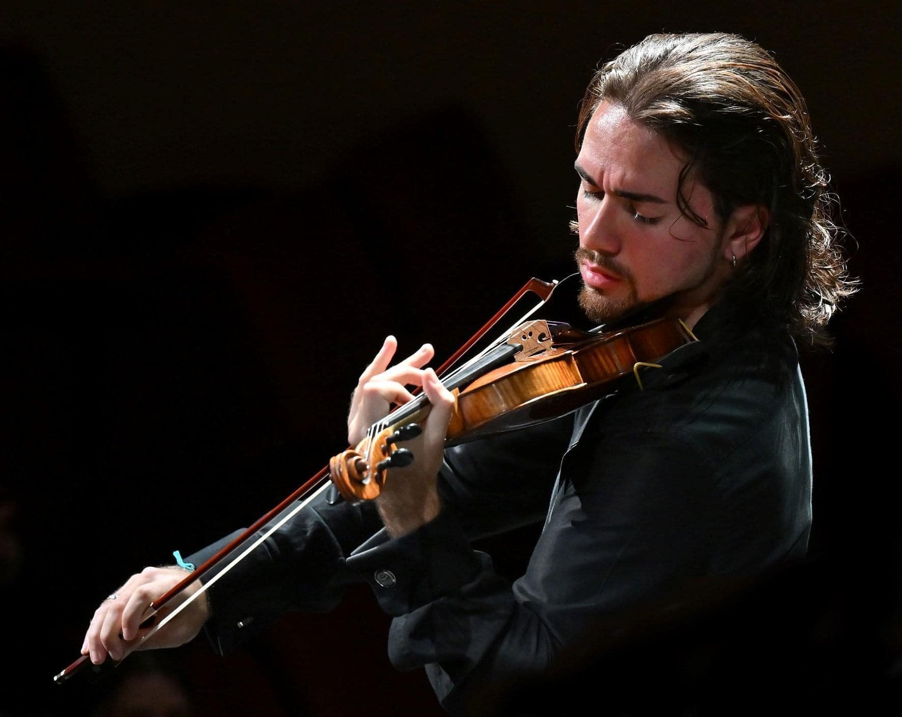 Premiado violinista italiano se apresenta em Curitiba