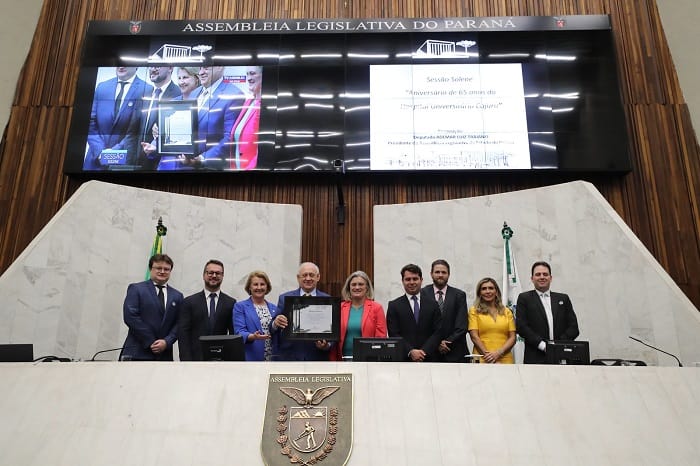 Hospital Universitário Cajuru recebe homenagem da Assembleia Legislativa pelos 65 anos