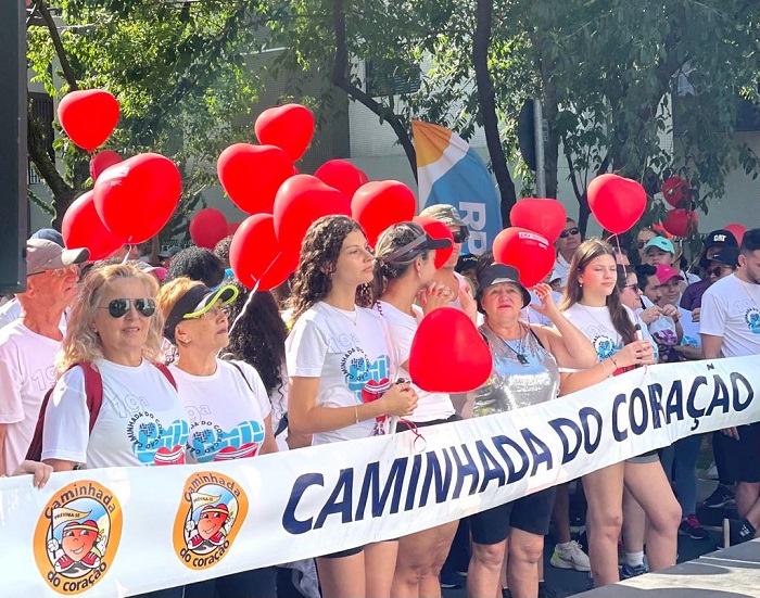 Caminhada do Coração reuniu sete mil pessoas no domingo em Curitiba

