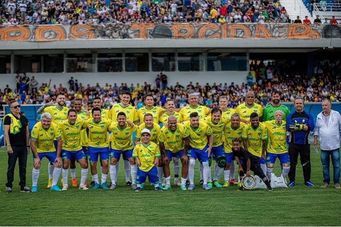 Curitiba receberá edição do Jogo dos Famosos com ex-atletas da Seleção Brasileira


