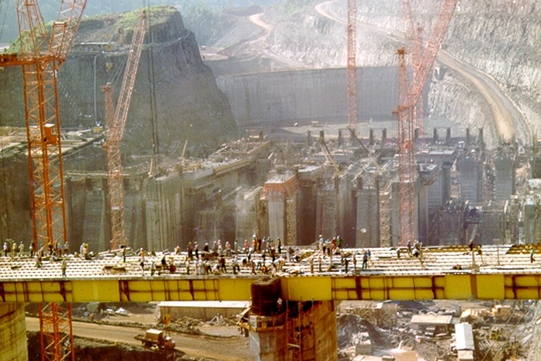  Abertura do Canal de Desvio da Itaipu completa 45 anos