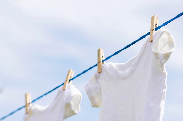49,9% dos brasileiros usam detergente líquido e em pó para roupas