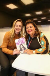 Nádia Kelli Dietrich, CEO do Grupo Medless, se reuniu com Luiza Helena Trajano para trocar de informações e compartilhar ideias sobre o varejo e a área da saúde