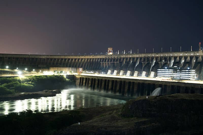 Turismo de Itaipu deve fechar 2023 com mais de 500 mil visitantes